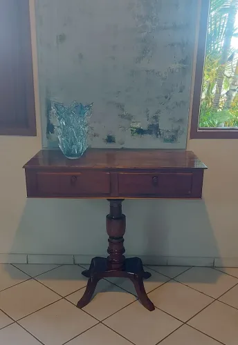 APARADOR/CONSOLE ANTIGO