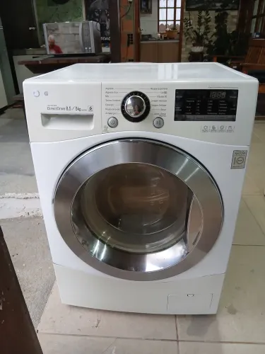 Vendo lava e seca lg 8,5