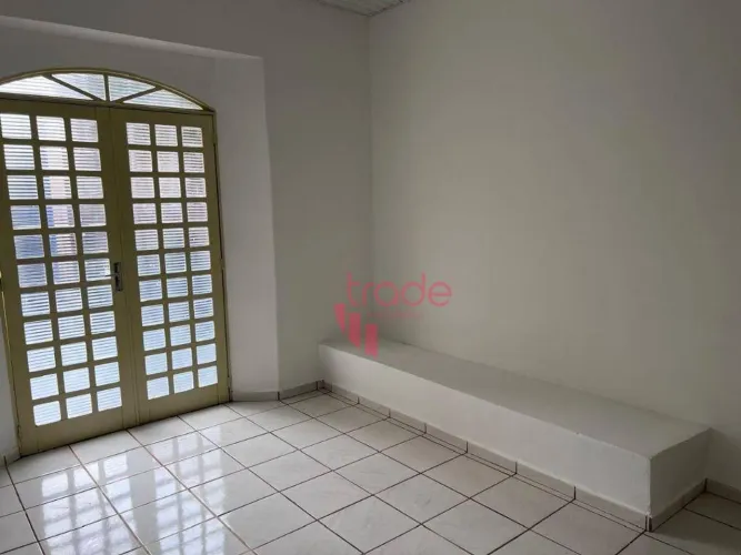 Casa Comercial Garagem para 03 Carros Bairro Alto da Boa Vista Ribeirão Preto