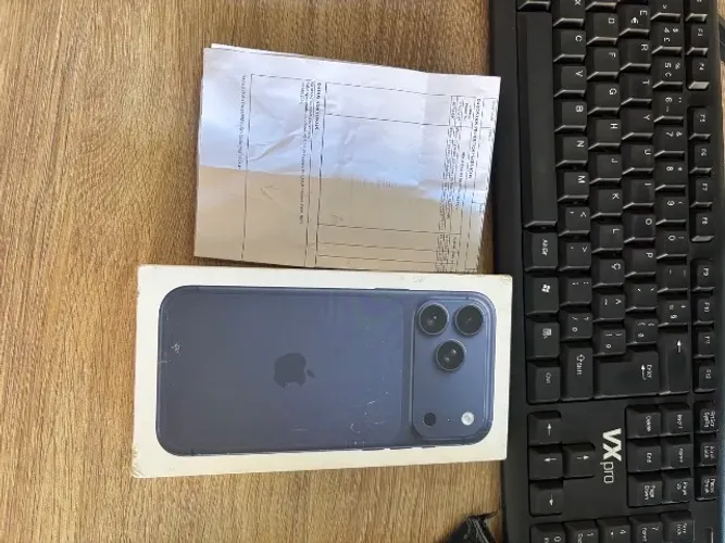 Iphone 17 Pro Max 256 GB Lacrado novo ( E-SIM)