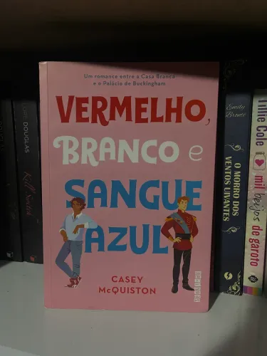 Livro - Vermelho Branco e Sangue Azul