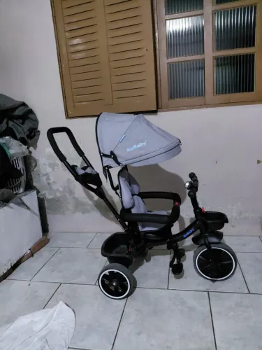 Carrinho/Triciclo infantil