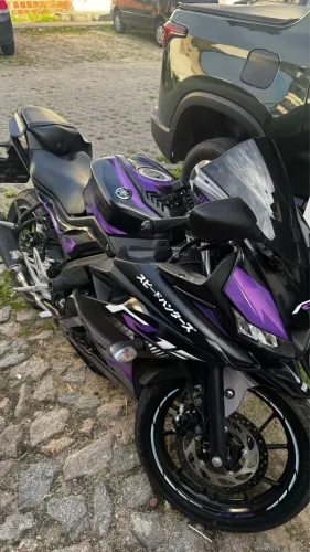 R15 preta nova 3 meses de uso