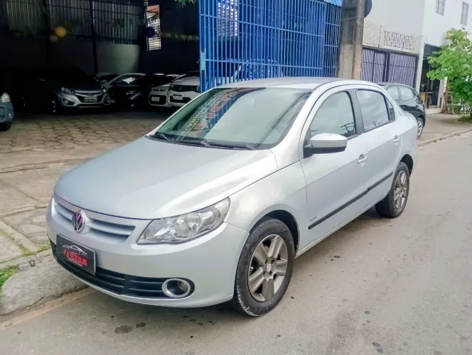 Volkswagen Voyage Comf/highli. 1.6 MI T.flex 8V 4P 2013