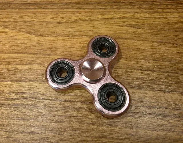 Spinner de Metal Colorido