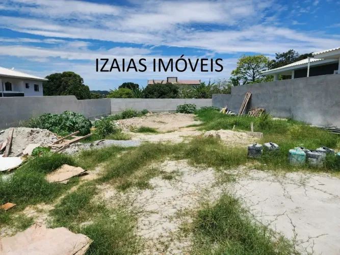 COD 346: ÓTIMO TERRENO PLANO PRÓXIMO AO CENTRO DE BACAXÁ - SAQUAREMA.