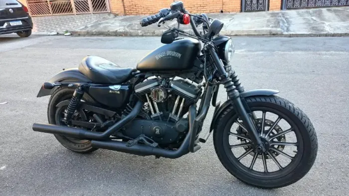 Harley Davidson Iron 883