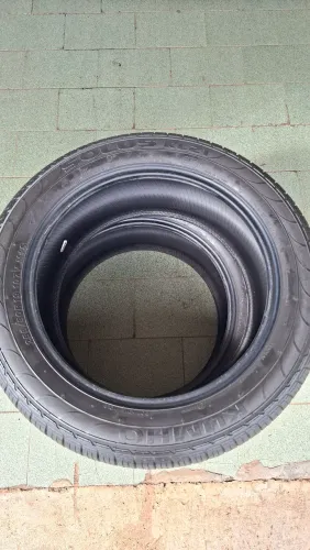 Pneus kumho Solus KL21 255 50 R19