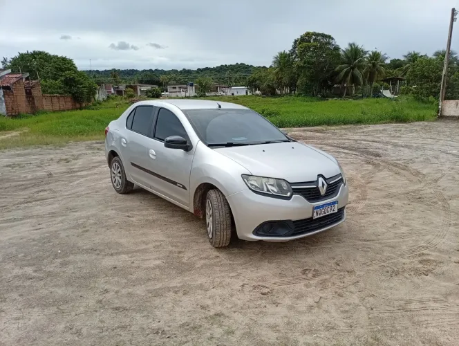 Renault Logan Expression Hi-flex 1.6 8V 4P 2014