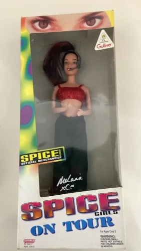 Boneca barbie mel c