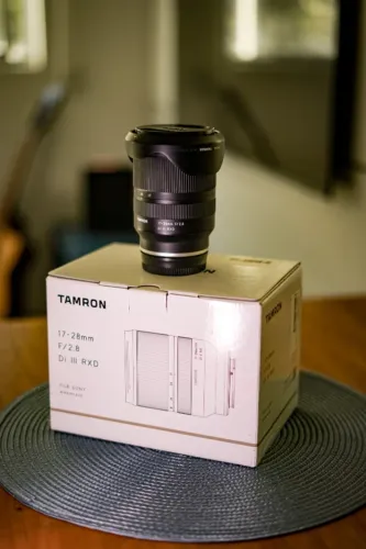 Tamron 17-28mm f/2.8 Di III RXD