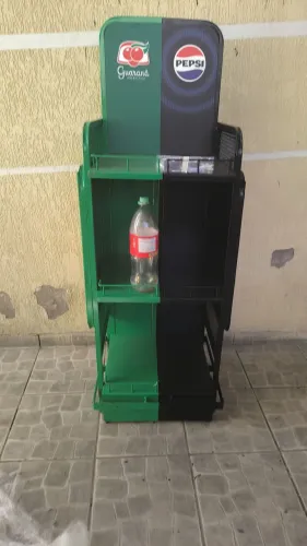 Vendo expositor por R$180. Retirada em Realengo