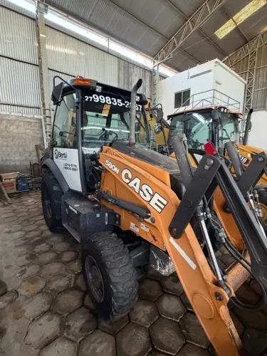 Retroescavadeira Case 580N