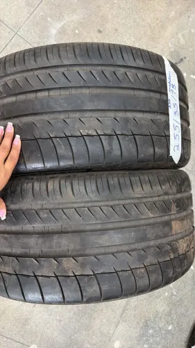 Pneus 255/35/18 marca Michelin