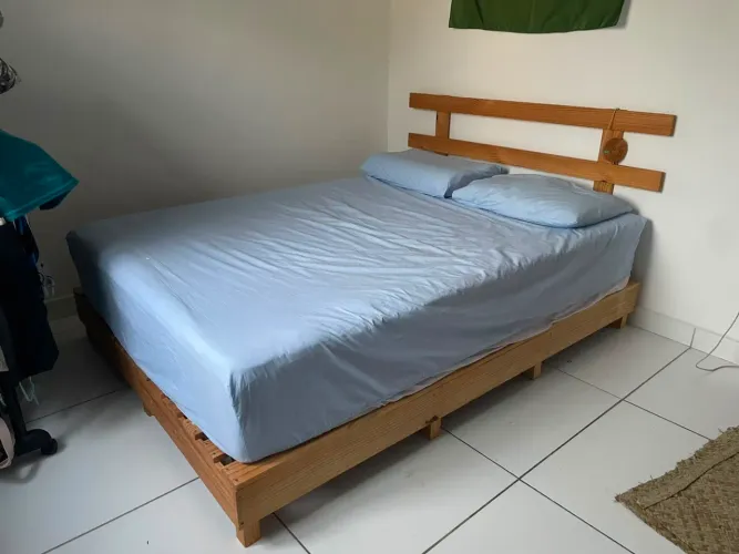 Cama de casal madeira