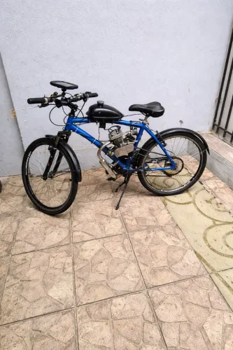 LEIA - Bike Motorizada Aro 26 Vzan + Marchas Shimano + Suspensão (Leia)
