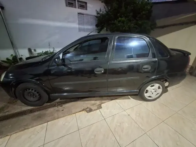 Chevrolet Corsa Sedan 1.0 MPFI 8V 71cv 4P 2004