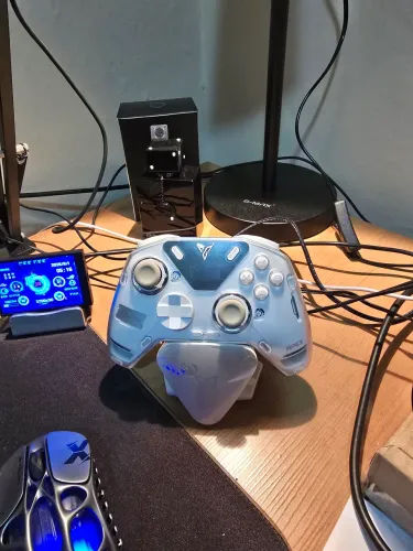Flydigi apex 4 + dockstation + estojo es proteção