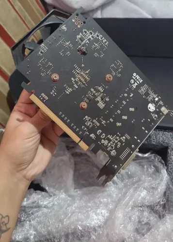PLACA DE VIDEO RX 560 serie 4gb