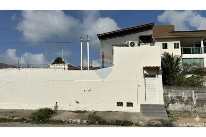 "Kitnet semi mobiliado em Ponta Negra