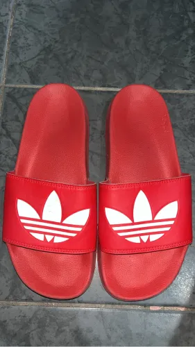 Chinelo Adidas original 42/43 unissex 