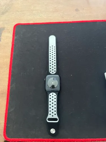 Apple Watch SE 3 NOVO USADO APENAS UMA SEMANA