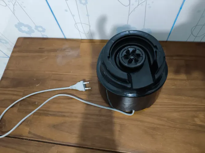 Vendo liquidificador Britânia 1050W diamante turbo 127