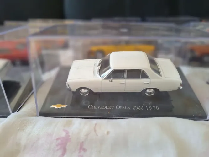 Miniatura Chevrolet Opala 2500 1970