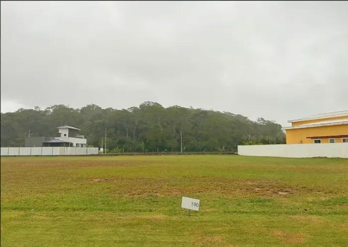 Terreno em Rio das Ostras 856,69 M²