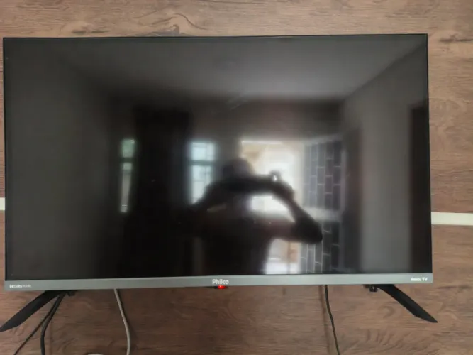 Vende-se está tv Philco 32 quem se enterecar chama no wat *