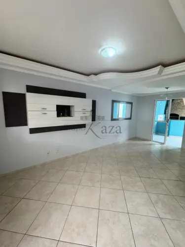Oportunidade - Casa em Condomínio - Jardim América - Village Campo Felice - 3 Dormitórios