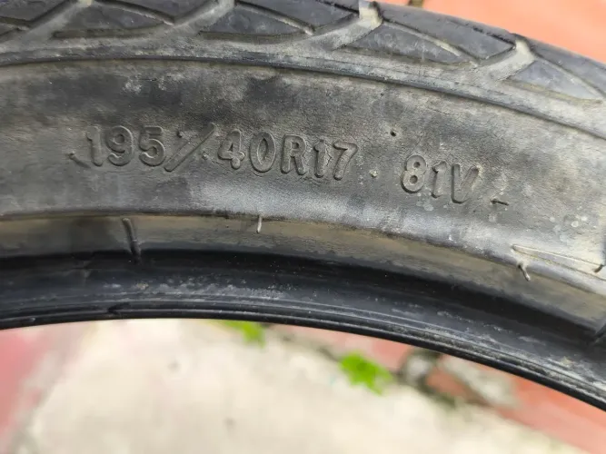 Pneu 195/40/17