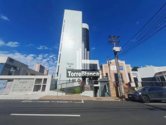 Locação - Sala Comercial, 60 m², 2 banheiros, Ed. Centro de Clínicas, Jardim Carvalho.