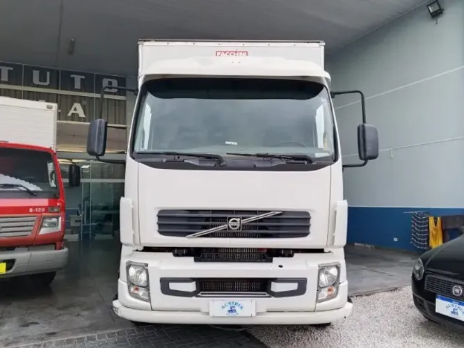 Volvo VM 260 4x2 R