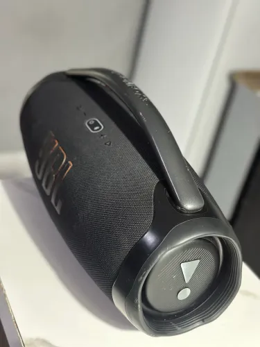 Bombox 3