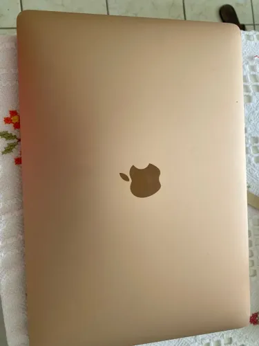 Peças de MacBook Air 2020 Laptop M1 Chip, 13". Placa queimada. 