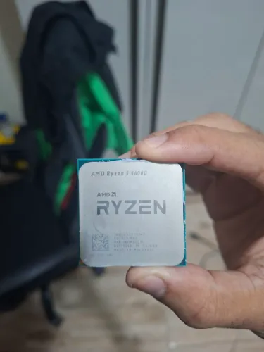 RYZEN 5 4600G EM EXCELENTE ESTADO ACOMPANHANDO COOLER BOX