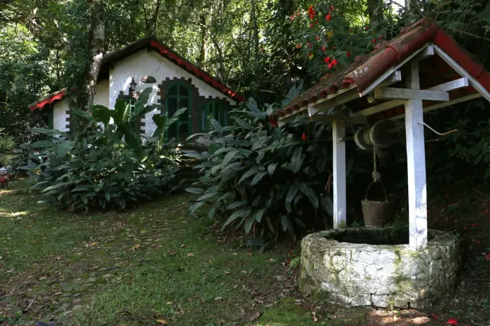 Your House vende deslumbrante pousada com chalés, quartos e spa em Guapimirim