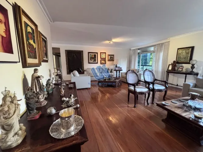 Apartamento na Graça 4 Quartos, sendo 2 Suítes 260m2