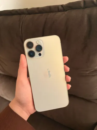 iPhone 13 Pro Max Dourado
