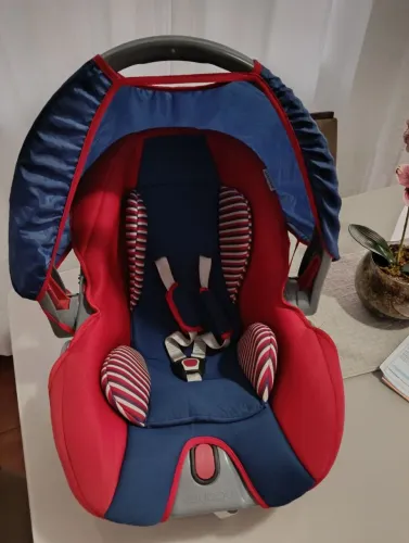 Bebê conforto Voyage 