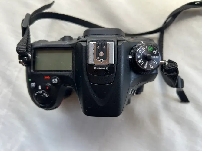 Nikon D7100 extremamente nova