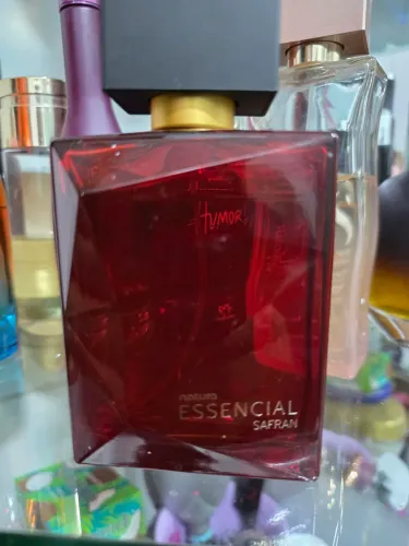 Perfume Natura Essencial Safran Masculino 100ml - Praticamente Novo (Pouco Uso)