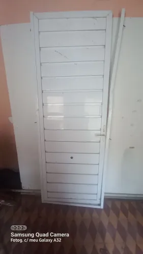 PORTÃO DE ALUMÍNIO BRANCO COMPLETO - R$ 800,00