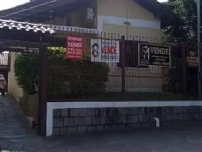 Casa para Venda em Viamão, Fiuza, 3 dormitórios, 1 suíte, 3 banheiros, 2 vagas