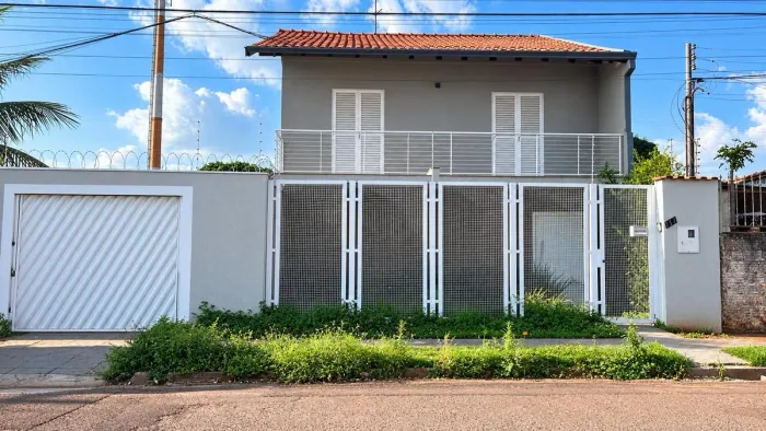 Casa com 3 quartos à Venda, Santo Antônio - Campo Grande