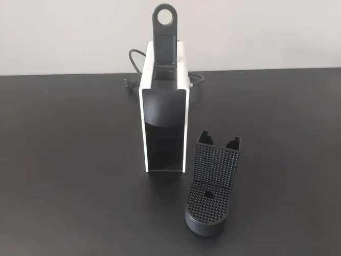 Cafeteira Nespresso Essenza Mini 127V Branca 