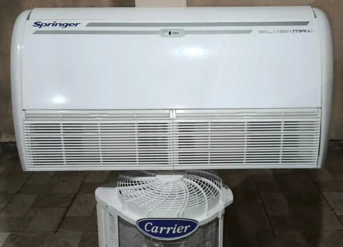 AR CONDICIONADO 30.000 BTUs