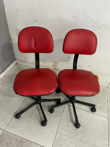 Cadeias de rodinha, uma perfeita e outra com o acochoamento em defeito