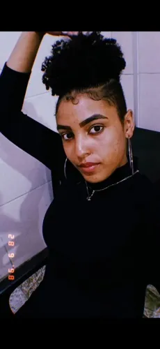 Faxineira.
